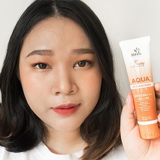 NNK NONGNAKA Fruity White UV Sunscreen Aqua