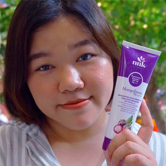 NNK NONGNAKA MANGOSTEEN WHITE PERFECT SUNSCREEN BOOSTER SPF50 PA+++